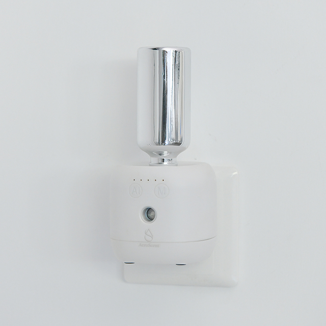 Aero Scent round sustainable essential oil diffuser for decoration