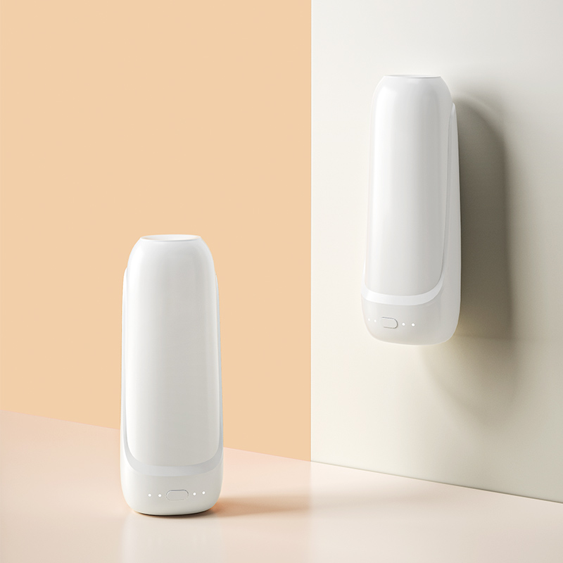 Essential oil diffuser operating in a compact room environment